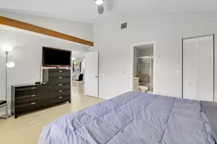 811 Club Dr, Palm Beach Gardens, FL 33418 - Photo 8