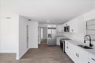 270 SW 10th Ave, South Bay, FL 33493 - Photo 10