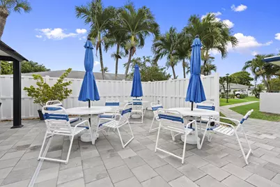 1177 S Drive Circle #B, Delray Beach, FL 33445 - Photo 34