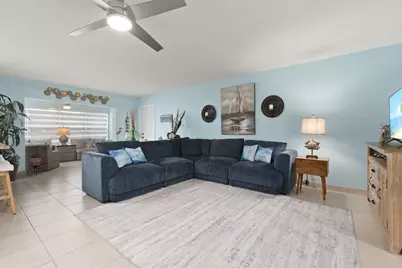 1177 S Drive Circle #B, Delray Beach, FL 33445 - Photo 6