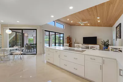 7762 La Corniche Circle, Boca Raton, FL 33433 - Photo 10