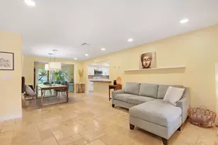 721 N Lakeside Dr, Lake Worth Beach, FL 33460 - Photo 4