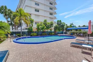 430 Golden Isles Dr, Hallandale Beach, FL 33009 - Photo 4