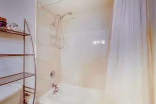 430 Golden Isles Dr, Hallandale Beach, FL 33009 - Photo 26