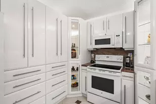 18881 Jolson Ave, Boca Raton, FL 33496 - Photo 8