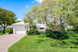 4419 E Sanderling Cir, Boynton Beach, FL 33436 - Photo 2
