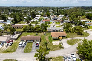 1675 E Breezy Ln, West Palm Beach, FL 33417 - Photo 52