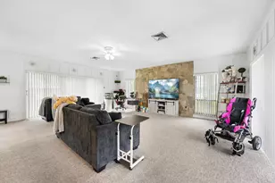 1675 E Breezy Ln, West Palm Beach, FL 33417 - Photo 18