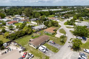 1675 E Breezy Ln, West Palm Beach, FL 33417 - Photo 50