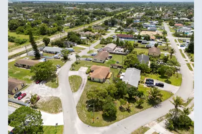 1675 E Breezy Lane, West Palm Beach, FL 33417 - Photo 54