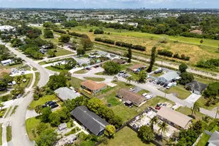 1675 E Breezy Ln, West Palm Beach, FL 33417 - Photo 56
