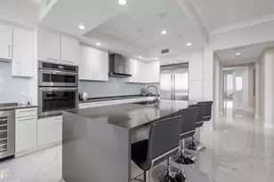 1 Water Clb Wy, North Palm Beach, FL 33408 - Photo 8