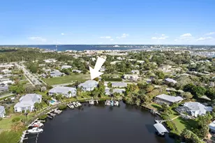 934 NW Spruce Ridge Dr, Stuart, FL 34994 - Photo 30