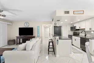 934 NW Spruce Ridge Dr, Stuart, FL 34994 - Photo 4
