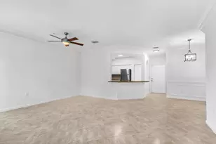 826 Dakota Dr, Jupiter, FL 33458 - Photo 6