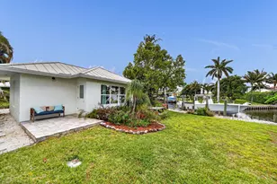 1209 SW Dyer Point Rd, Palm City, FL 34990 - Photo 22