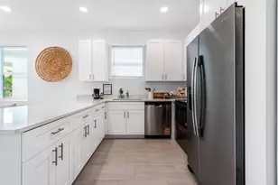 2671 Hiawatha Ave, West Palm Beach, FL 33409 - Photo 8