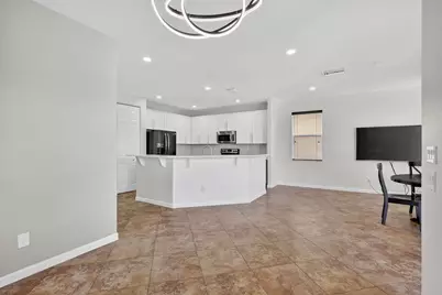 1464 NW Leonardo Circle, Port Saint Lucie, FL 34986 - Photo 16