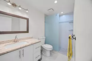300 Diplomat Pkwy, Hallandale Beach, FL 33009 - Photo 10
