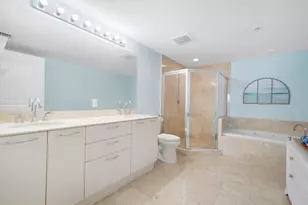 350 SE 2nd St, Fort Lauderdale, FL 33301 - Photo 16
