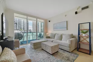 350 SE 2nd St, Fort Lauderdale, FL 33301 - Photo 2