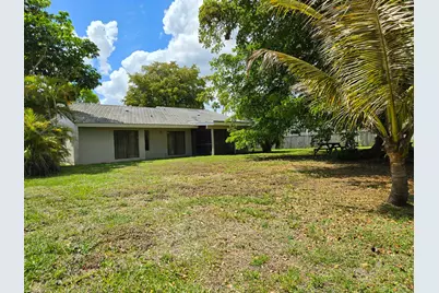 3921 NW 114th Avenue, Coral Springs, FL 33065 - Photo 18