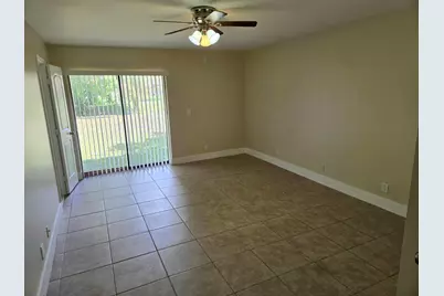3921 NW 114th Avenue, Coral Springs, FL 33065 - Photo 14