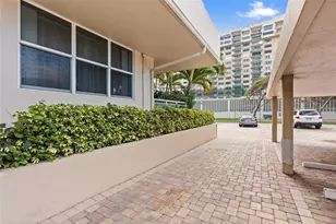 5200 N Ocean Blvd, Lauderdale by the Sea, FL 33308 - Photo 32
