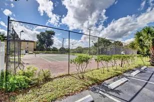 480 NW 20th St, Boca Raton, FL 33431 - Photo 24