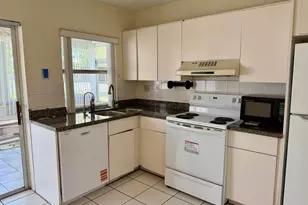 7105 NW 70th Ct, Tamarac, FL 33321 - Photo 14