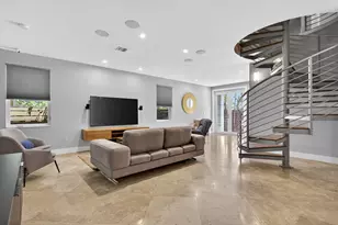 915 SE 2nd Ct, Fort Lauderdale, FL 33301 - Photo 38