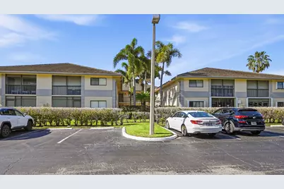 15378 Lakes Of Delray Boulevard #15, Delray Beach, FL 33484 - Photo 2