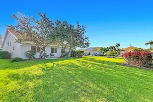 208 River Walk, Fort Pierce, FL 34949 - Photo 14