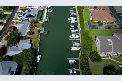 208 River Walk, Fort Pierce, FL 34949 - Photo 10