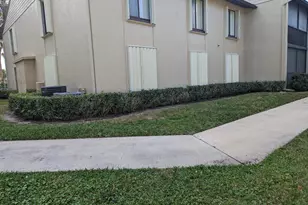 702 Sunny Pine Way, Greenacres, FL 33415 - Photo 2