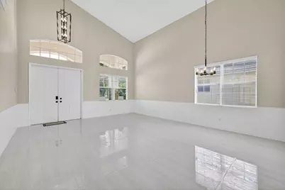 2237 SW Newport Isles Boulevard, Port Saint Lucie, FL 34953 - Photo 4