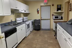 7807 Golf Cir Dr, Margate, FL 33063 - Photo 32