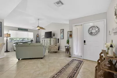 23 Lexington Lane W #B, Palm Beach Gardens, FL 33418 - Photo 18