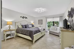 23 Lexington Ln W, Palm Beach Gardens, FL 33418 - Photo 10
