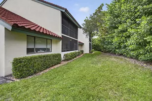 23 Lexington Ln W, Palm Beach Gardens, FL 33418 - Photo 44