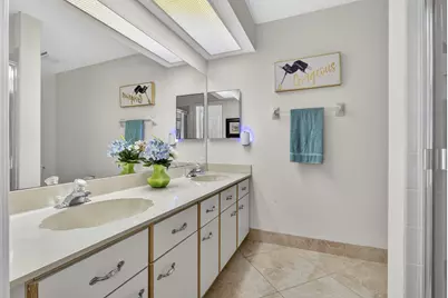 23 Lexington Lane W #B, Palm Beach Gardens, FL 33418 - Photo 16