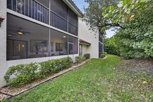 23 Lexington Ln W, Palm Beach Gardens, FL 33418 - Photo 40