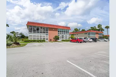 4 Vista Palm Lane #105, Vero Beach, FL 32962 - Photo 4