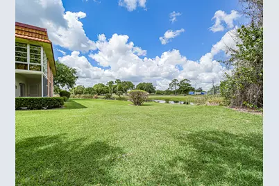 4 Vista Palm Lane #105, Vero Beach, FL 32962 - Photo 24