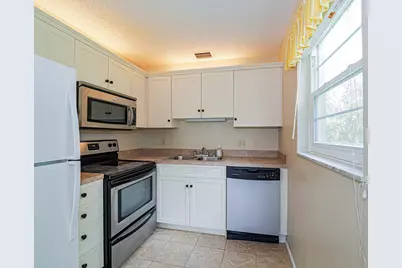 4 Vista Palm Lane #105, Vero Beach, FL 32962 - Photo 10