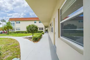 4 Vista Palm Ln, Vero Beach, FL 32962 - Photo 22