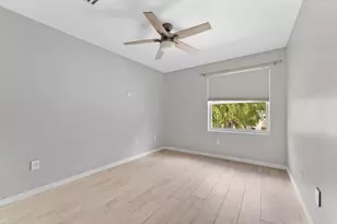 9825 Scribner Ln, Wellington, FL 33414 - Photo 24