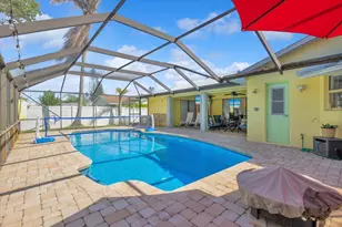 148 SE Whitmore Dr, Port Saint Lucie, FL 34984 - Photo 18