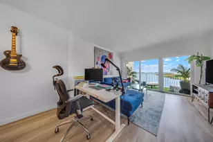 300 Bayview Dr, Sunny Isles Beach, FL 33160 - Photo 12