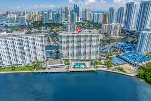 300 Bayview Dr, Sunny Isles Beach, FL 33160 - Photo 2